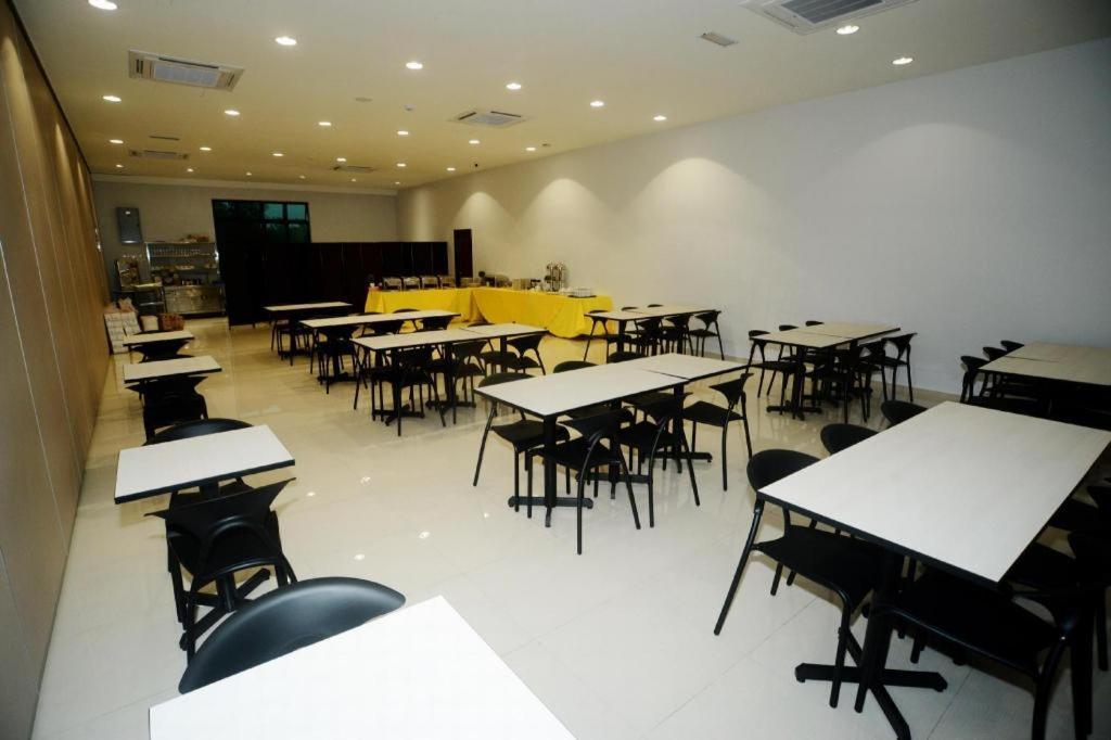 Star-Well Hotel Kuala Lipis Exterior foto